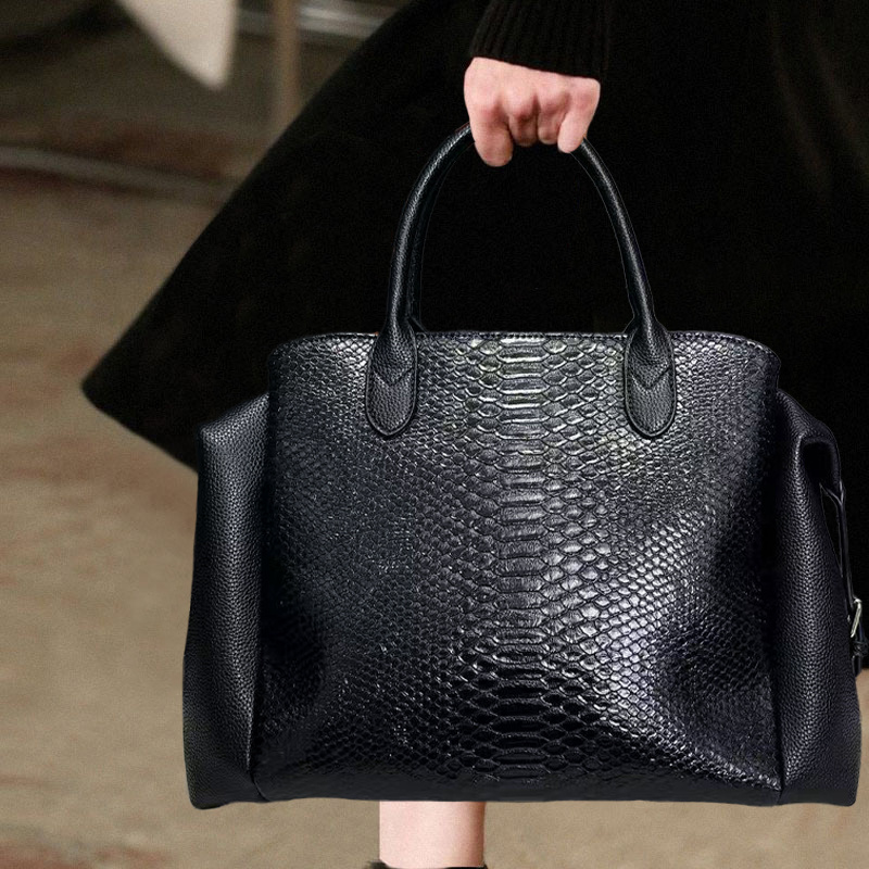 Light luxury elegant retro wom - Luxury Bags Vegan review and price